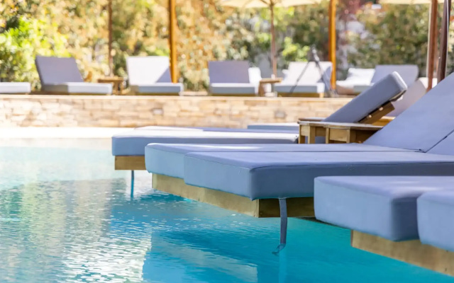 Derveni Luxury Apartments