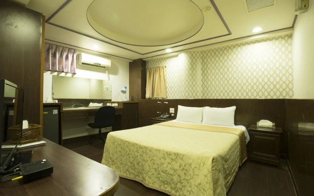 Chief Hotel