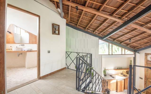 Stylish 2-br Villa With Pool, 800m Canggu Beach