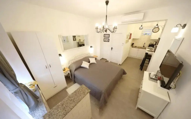 Studio apartman Sendy