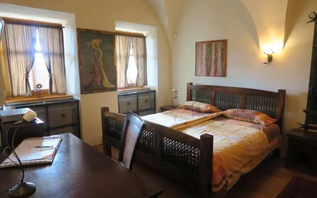 9. Autentico
