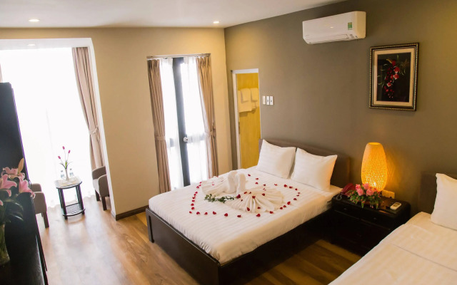 The Sun Hotel