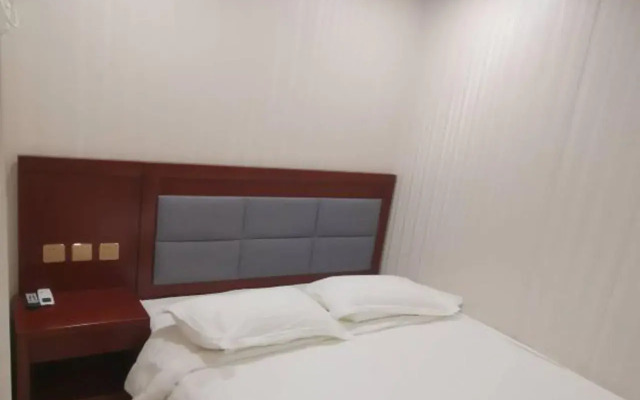 Aohui Hotel