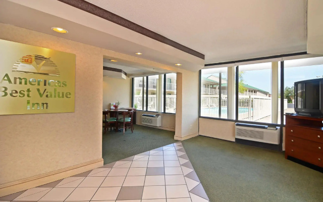Americas Best Value Inn Hermitage
