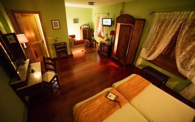 Отель Rural Casa de los Camellos