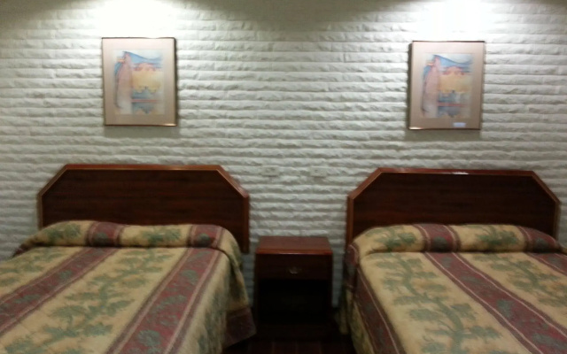 Kings Inn Motel Paris