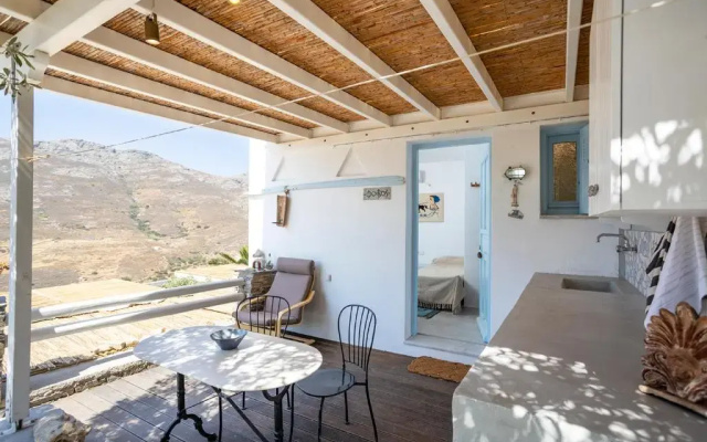 Foivos suite at Serifos