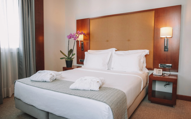 Dom Carlos Liberty Hotel