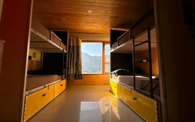 Pumpkin Hostel Shoja