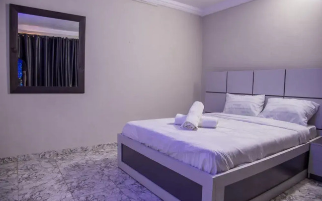Houseproud Serviced Apartments
