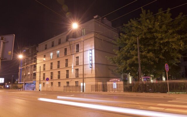 Niebieski Art Hotel & Spa вид на фасад