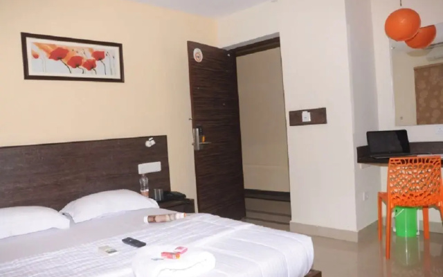 Hotel Orangeinn OMR Perungudi