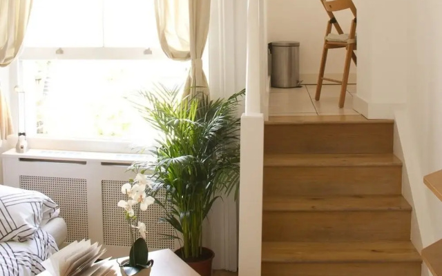 Irwin Apartments at Notting Hill