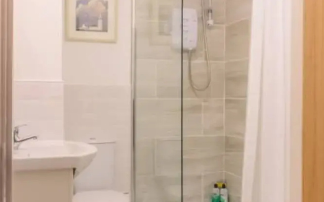 Dublin 4 Spacious 3 Bedroom Apartment