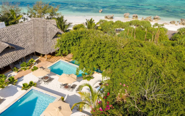 Sunshine Bay Hotel