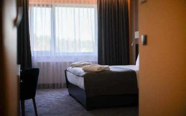 GAZDA Hotel&Restaurant - Self Chek-In