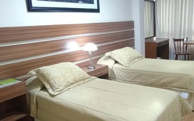 Radio Hotel Resort & Convention