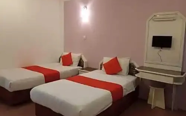 G City Hotel