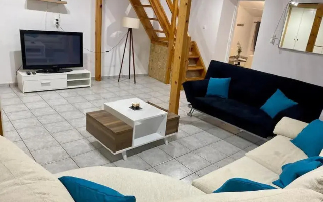 Maria’ s apartment