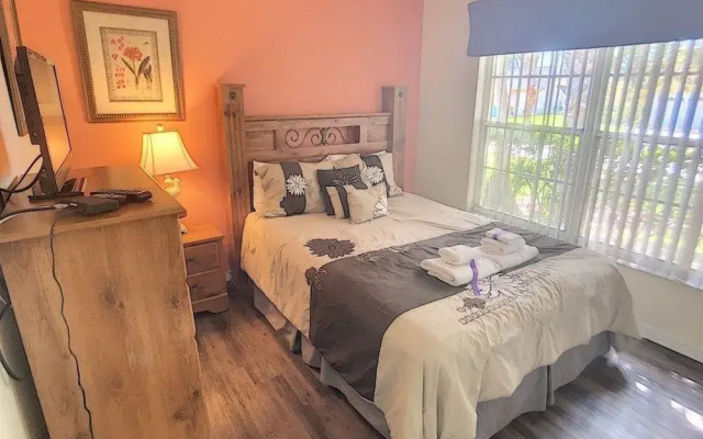 4-Bedroom Villa in Kissimmee Rocco's Retreat