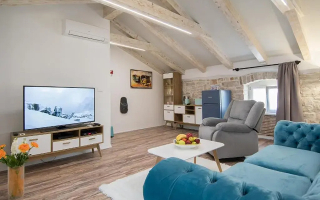 Apartment Borgo 8