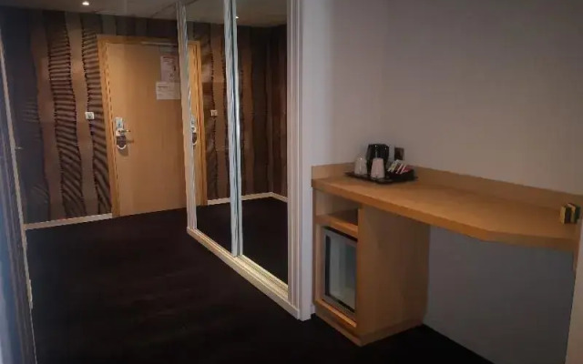 Le Konine Suites