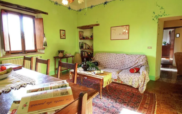 Holiday Home in Anghiari With Garden, Parking, Barbecue