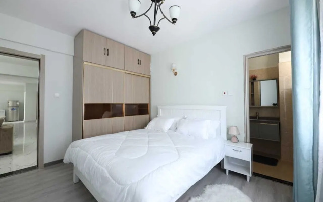 Lux Suites Sandalwood Gardens Apartments