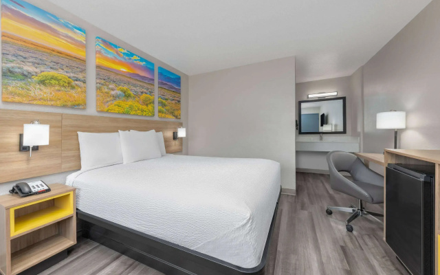 Days Inn by Wyndham Wichita Falls
