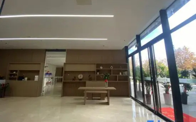 Rujia Pebble Hotel (Hefei South Station Xinglong International)