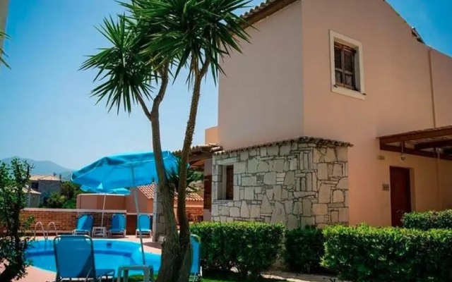 Cosy Holiday Home in Piscopiano With Private Pool