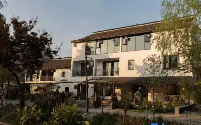 Tsingpu Liyao Village House
