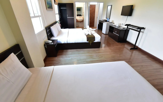 Tharakiree Place Hotel