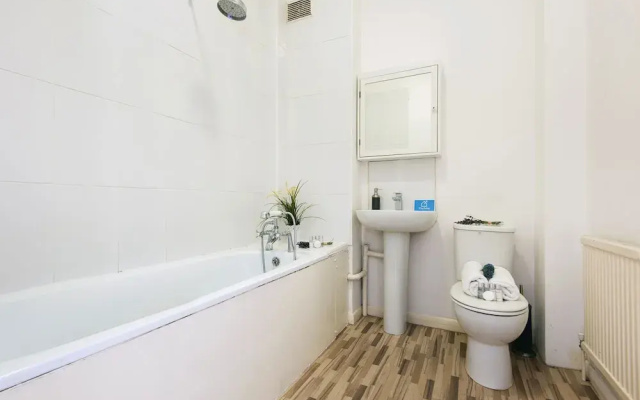 The Earl's Court Townhouse II - KM2