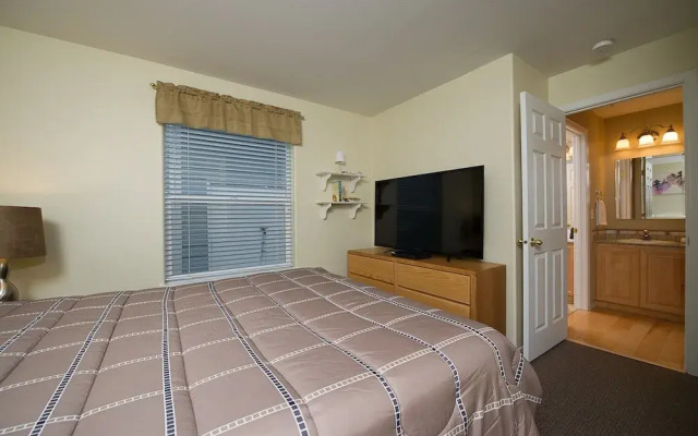 Waters Edge 108