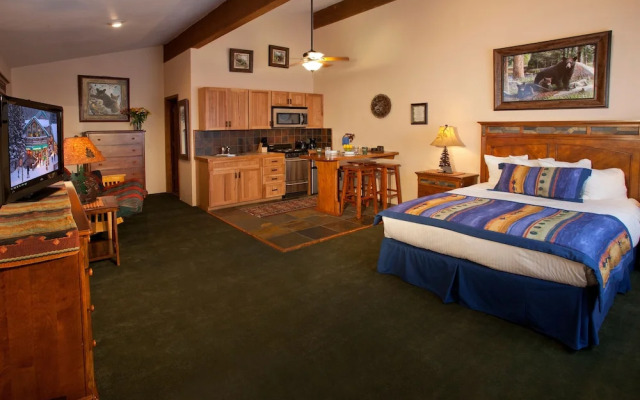 Cottam's Lodge by Alpine Village Suites