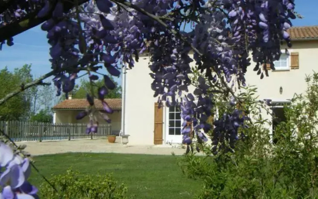 Chambres dHôtes et Auberge "La Prairie"