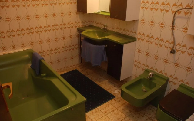 Studio Apartments Lulak