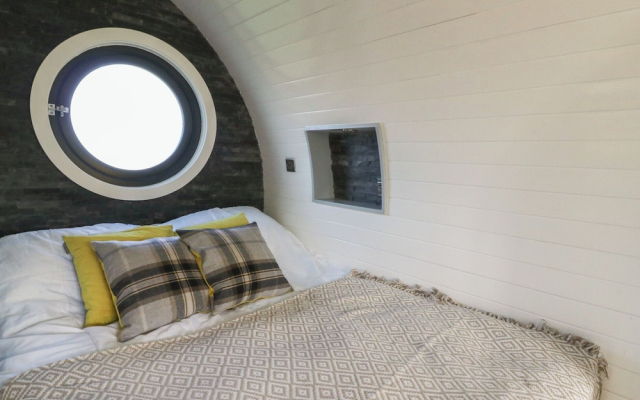 Glamping Pod 10 - Gower