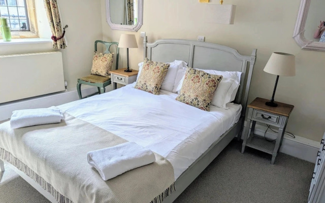 The Crown at Shipton