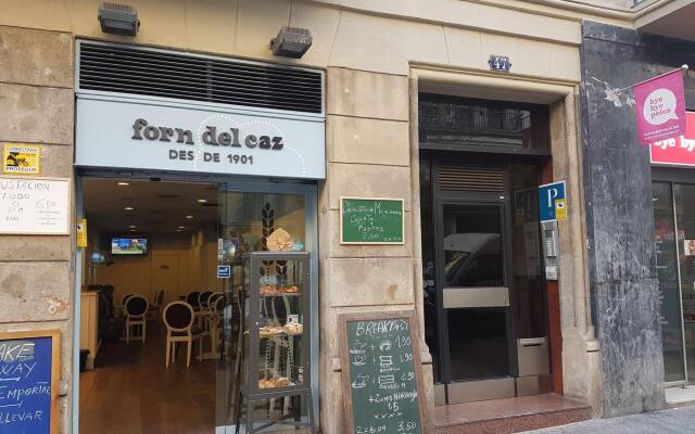 Отель Break Bcn Испания, Барселона - 1 отзыв об отеле, цены и фото номеров - забронировать отель Break Bcn онлайн вид на фасад