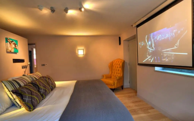 Strattons Hotel