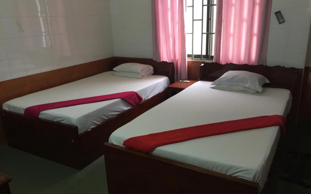 Chhaya Hotel