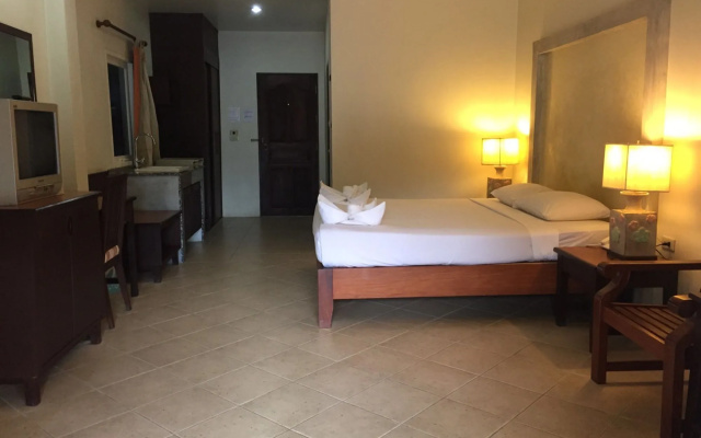 East Sea Paradise Hotel