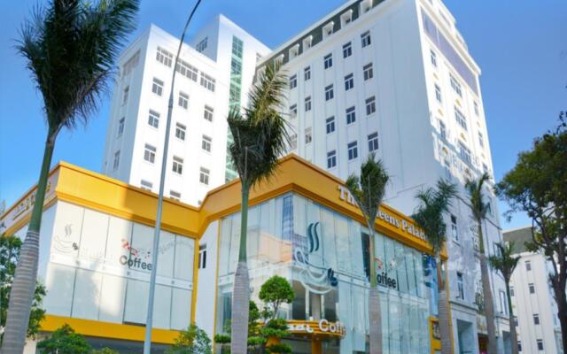 Отель Hai Ba Trung Hotel and Spa Вьетнам, Буонматхуот - отзывы, цены и фото номеров - забронировать отель Hai Ba Trung Hotel and Spa онлайн вид на фасад