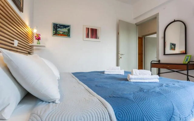 Thea Home Hotel by Booking Kottas