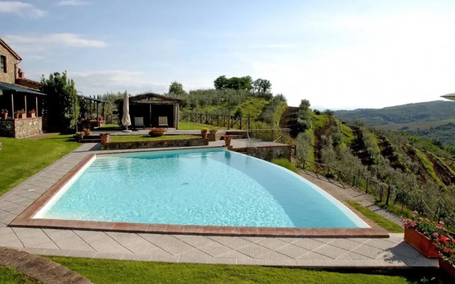 Nest in Chianti