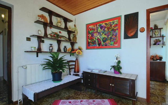 Amazing Apartment in Savudrija With 1 Bedrooms