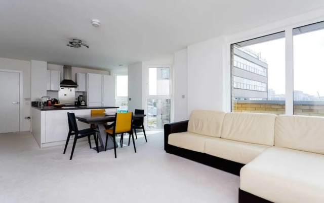 Fulham Riverside Retreat