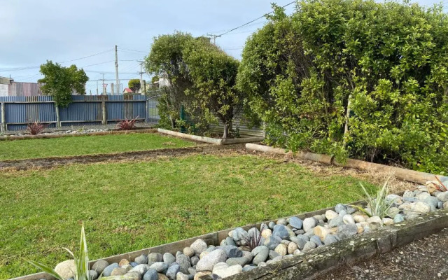 Motupōhue Base Holiday Home - 2 bedroom House